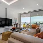 Bay View Апартаменты *