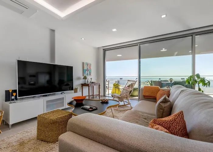 Bay View Apartament *